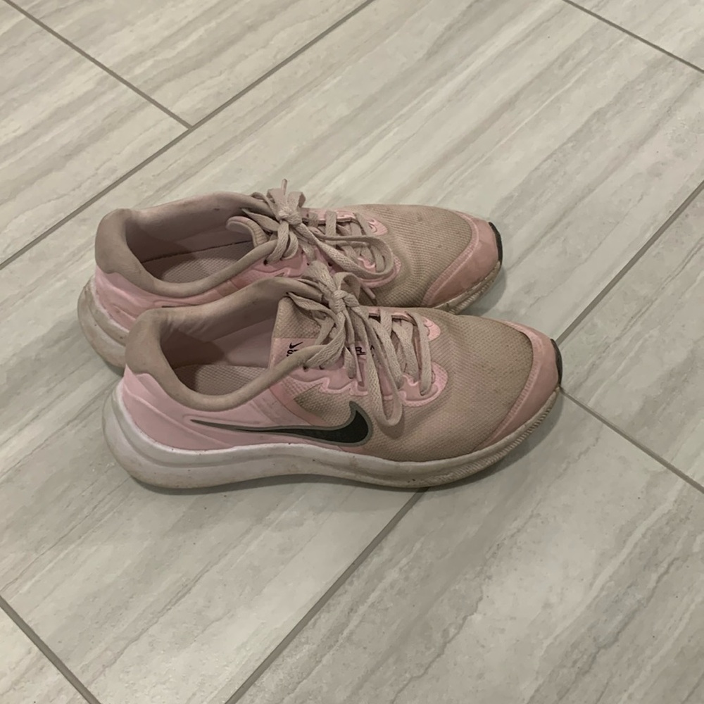 Nike Girls Sneakers